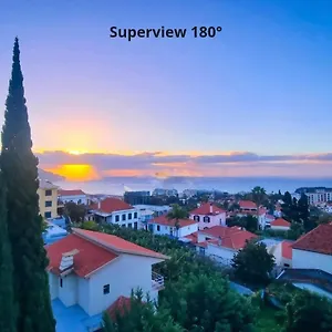 Big Apartment With Ocean Views, Ideal For Groups Funchal (Madeira)